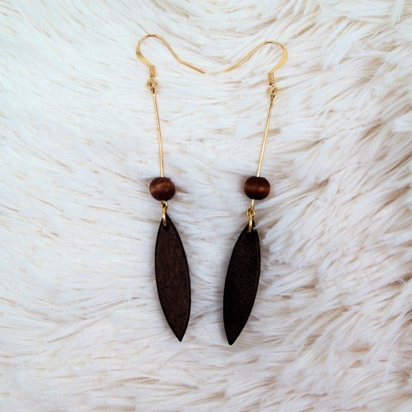 REVITALIZED Jewelry - Retro Style Wood Earrings